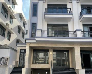 cắt lỗ Vạn Phúc